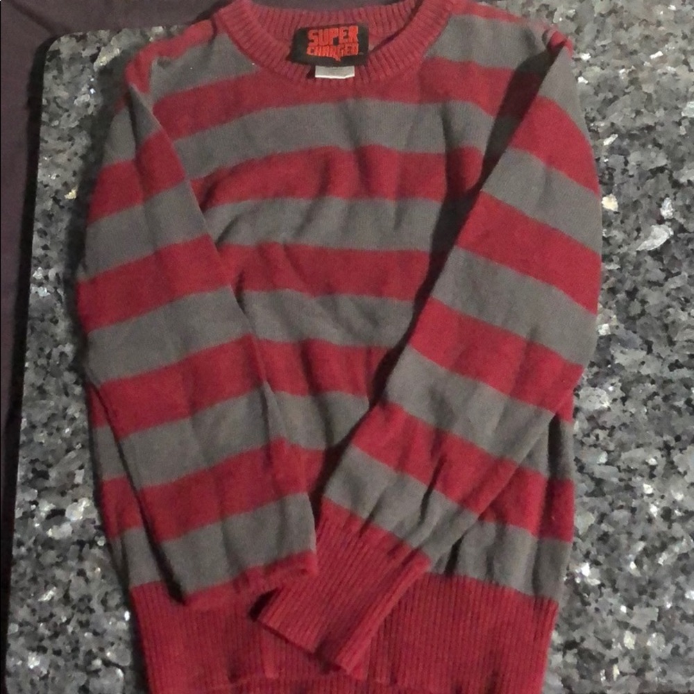 Puma T-shirt/Sweater Bundle🤑 - Picture 4 of 6